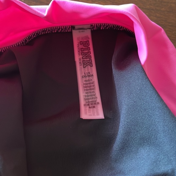 Nwt Pink rash guard swimwear set - Picture 4 of 11